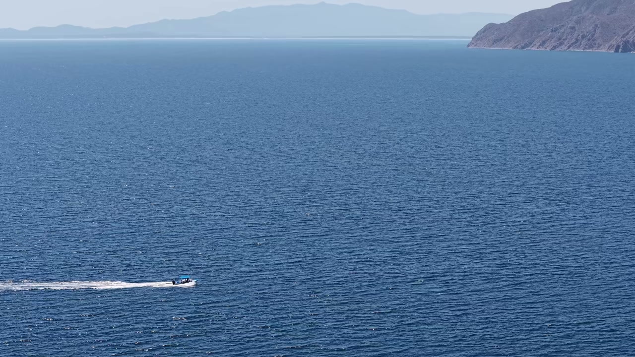 Sea of Cortez coastline near La Ventana, Baja California Sur, Mexico